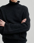 Neva Knit T Neck | Dark Grey Melange