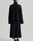 Neva Knit T Neck | Dark Grey Melange