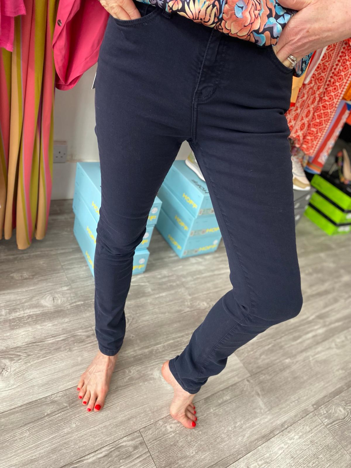 Claire navy