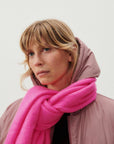 Zinaco Scarf | Fluorescent Pink